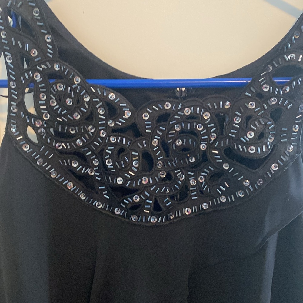 Dress - Picture 2 of 11